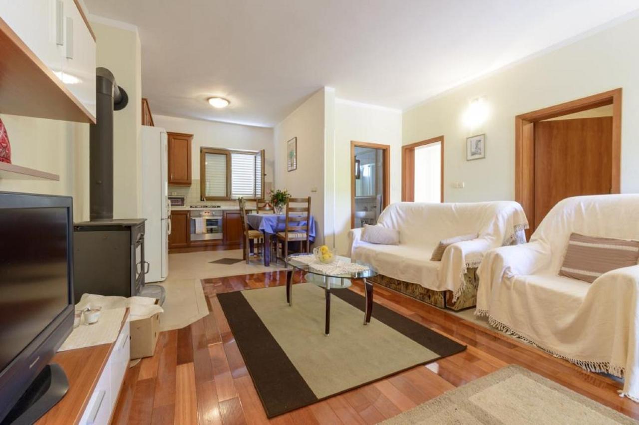 Apartment Petar Vitaljina Екстер'єр фото
